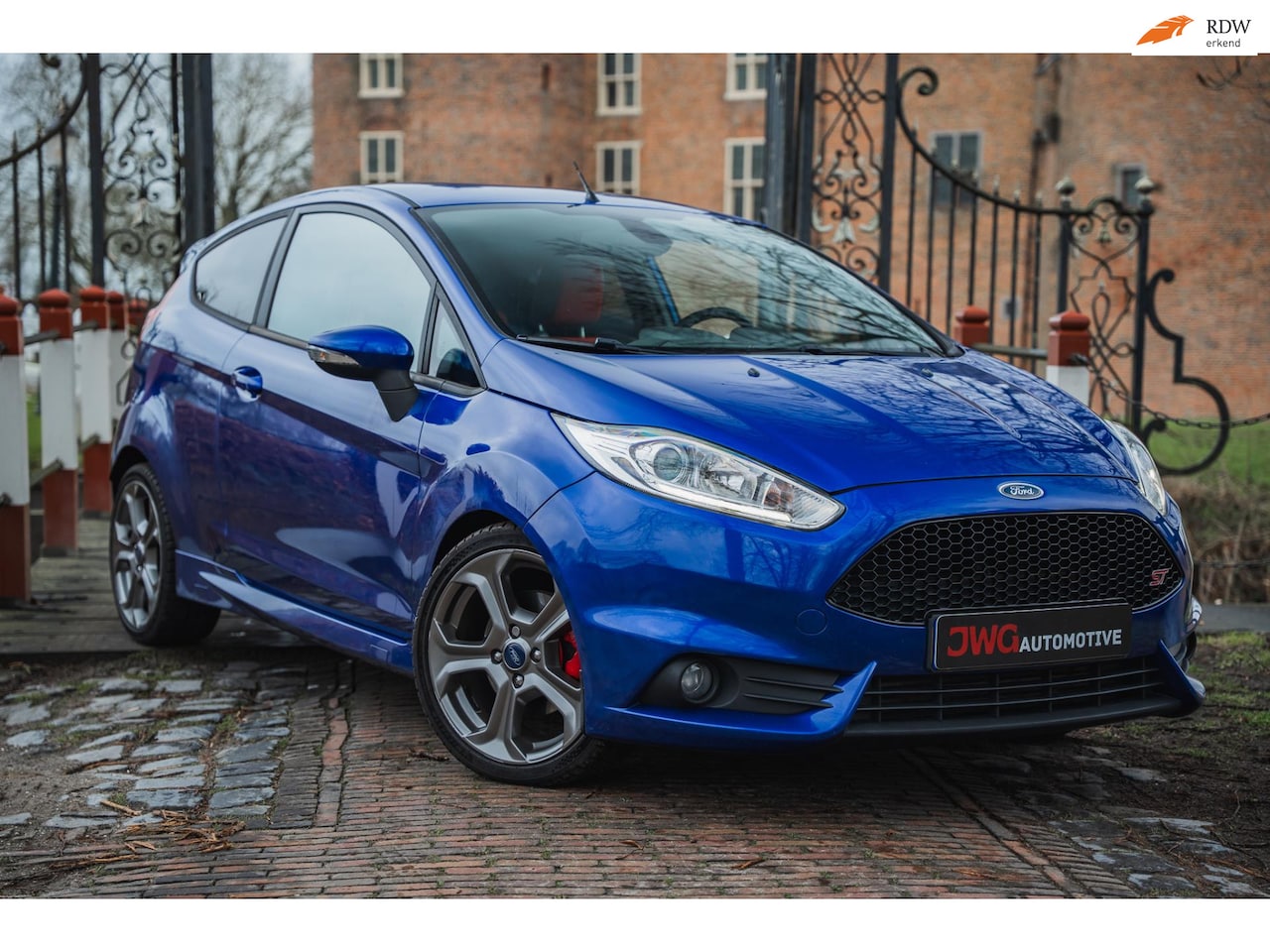 Ford Fiesta - 1.6 ST2 RIEM VV/SONY/CRUISE/KEYLESS/VOL - AutoWereld.nl