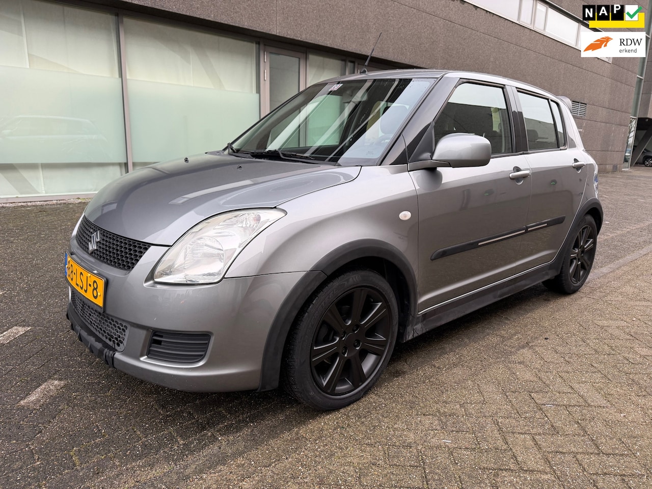 Suzuki Swift - 1.3 Cool AIRCO BJ 6-2010 APK 7-2026 - AutoWereld.nl