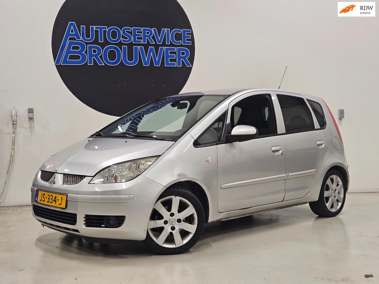 Mitsubishi Colt - 1.3 Inform 5drs Airco - AutoWereld.nl