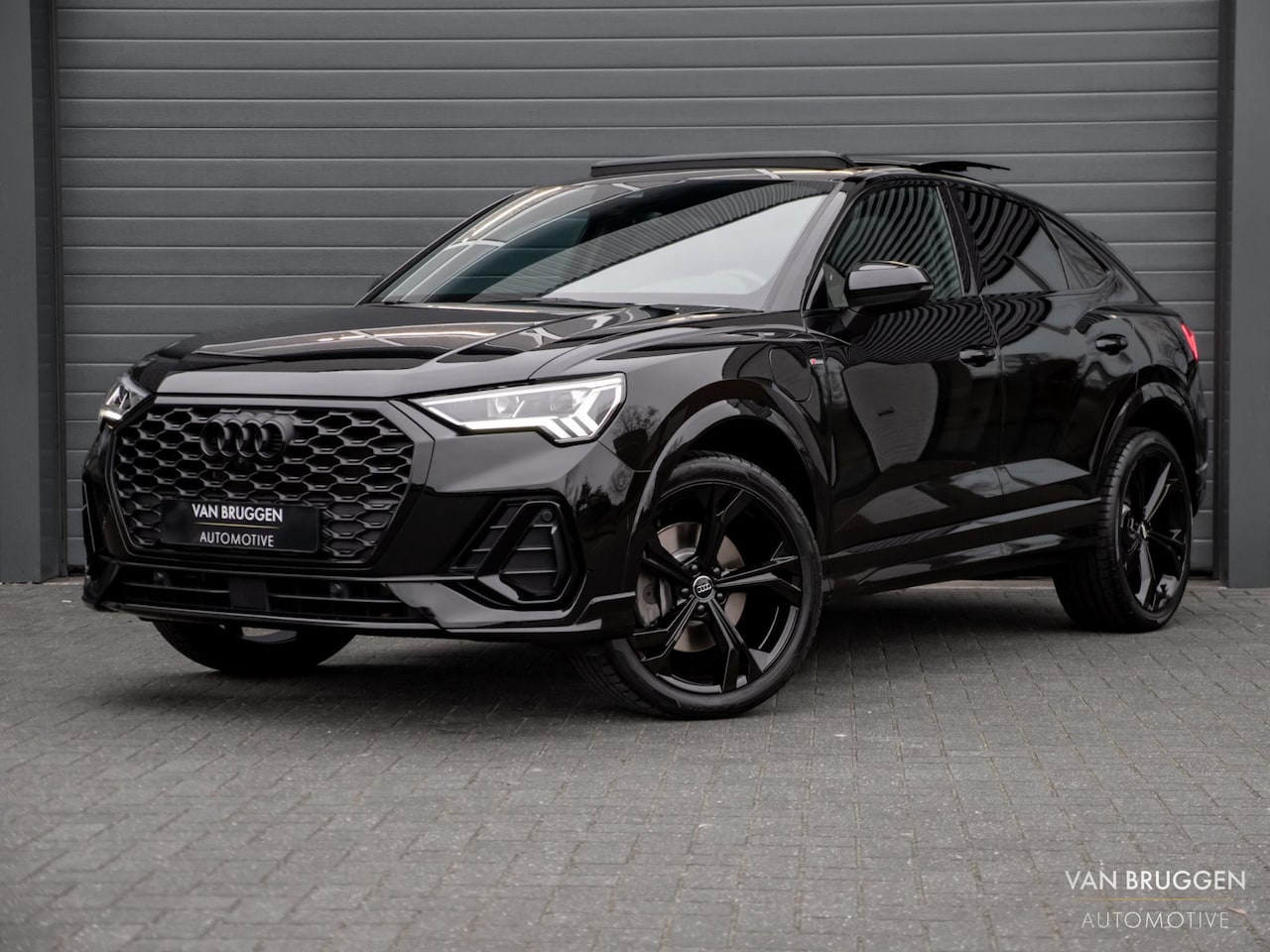 Audi Q3 Sportback - 45 TFSI e S-Line Pano 360 SONOS Keyless 20" ACC BTW - AutoWereld.nl