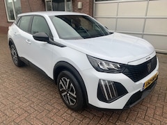 Peugeot 2008 - 1.2 PureTech 100 Trekhaak / Apple Carplay / Camera