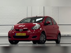 Toyota Aygo - 1.0i 12V Now Airco Elek pakket Nieuwe APK Garantie