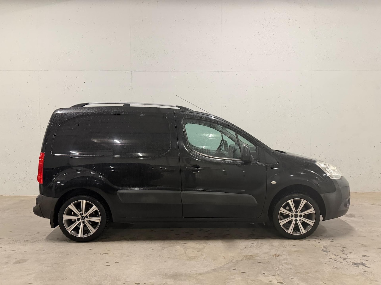 Citroën Berlingo - 1.6 HDIF 500 Airco Trekhaak Super Nette Auto - AutoWereld.nl