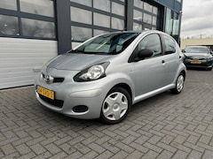 Toyota Aygo - 1.0 VVT-I 68 pk 5DRS, NAP, Airco, Elek. Ramen
