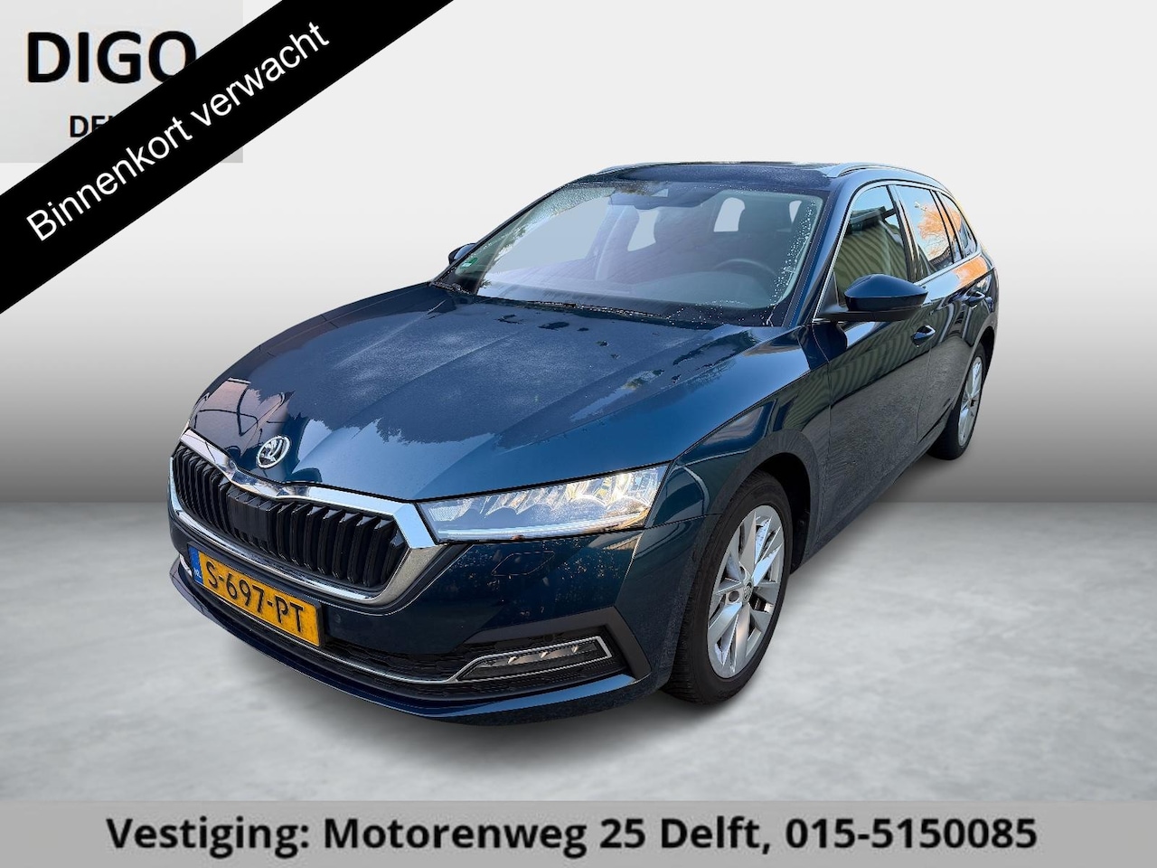 Skoda Octavia Combi - 1.5 e-TSI BUSINESS PLUS 150 PK 1e EIG AUTOMAAT SCHUIF/KANTEL PANORAMADAK.GROTE WEG KM ! - AutoWereld.nl