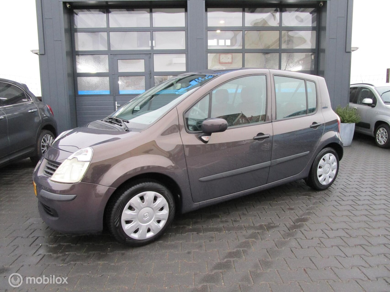 Renault Modus - 1.2-16V Air 88dkm!Nap Airco Trekhaak Hoge zit 1ste eig - AutoWereld.nl