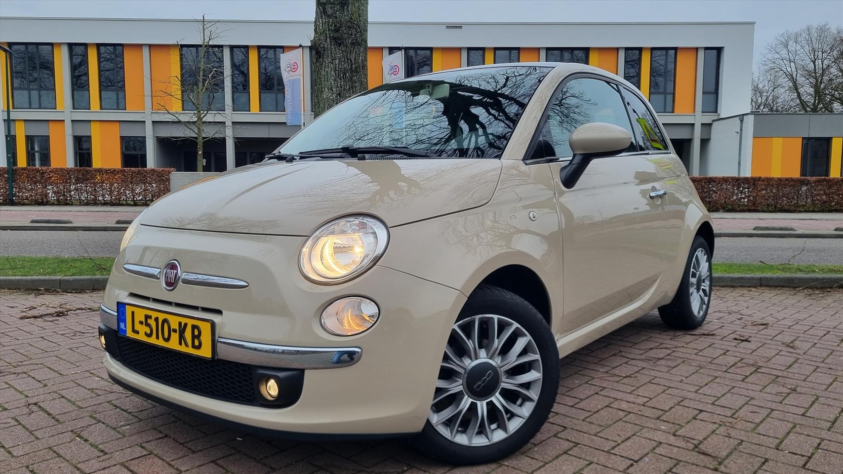 Fiat 500 - 1.2 Automaat Lounge Panodak/ Nwe distr.riem!! - AutoWereld.nl