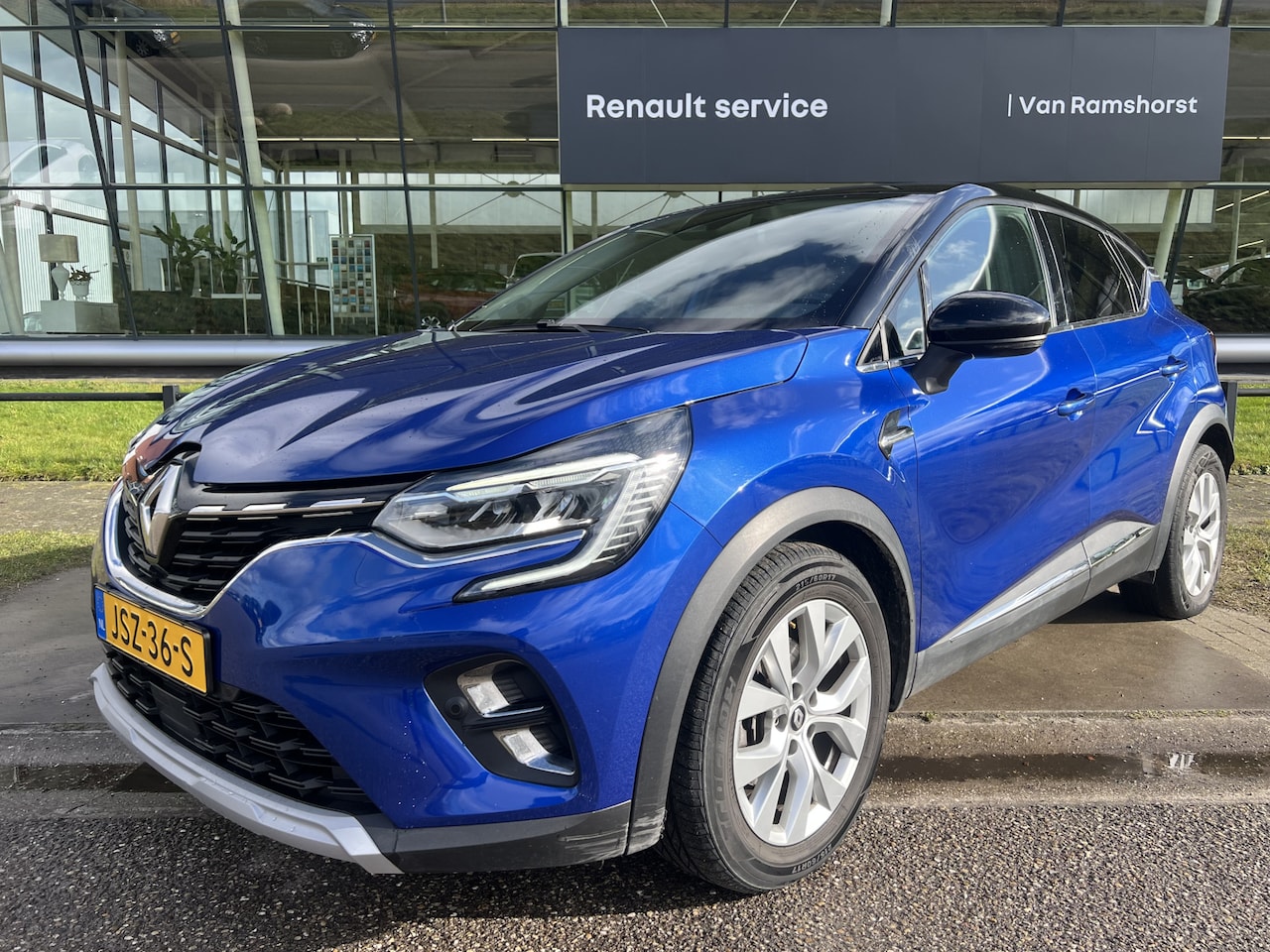 Renault Captur - 1.6 E-Tech Hybrid 145PK Intens / Keyless / Camera / Cruise / Climate / Applecarplay - Andr - AutoWereld.nl