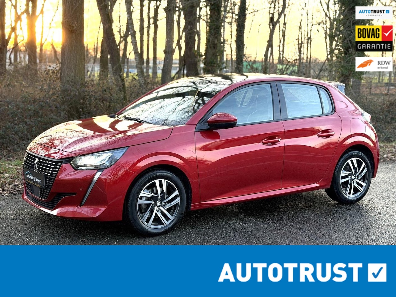 Peugeot 208 - 1.2 PureTech Allure *Leder*Pano*Adaptive*Stoelverwarming - AutoWereld.nl