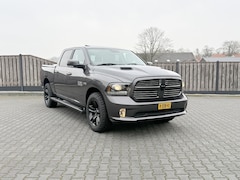 Dodge Ram 1500 - 5.7 HEMI V8 4x4 CC SPORT PANO 2018