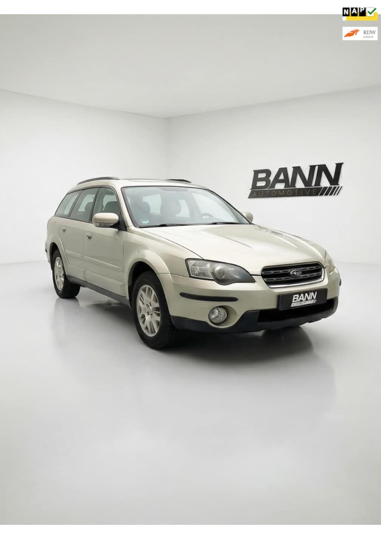 Subaru Outback - 2.5i AWD| Panorama|Cruise|clima|Trekhaak|xenon|vol! - AutoWereld.nl