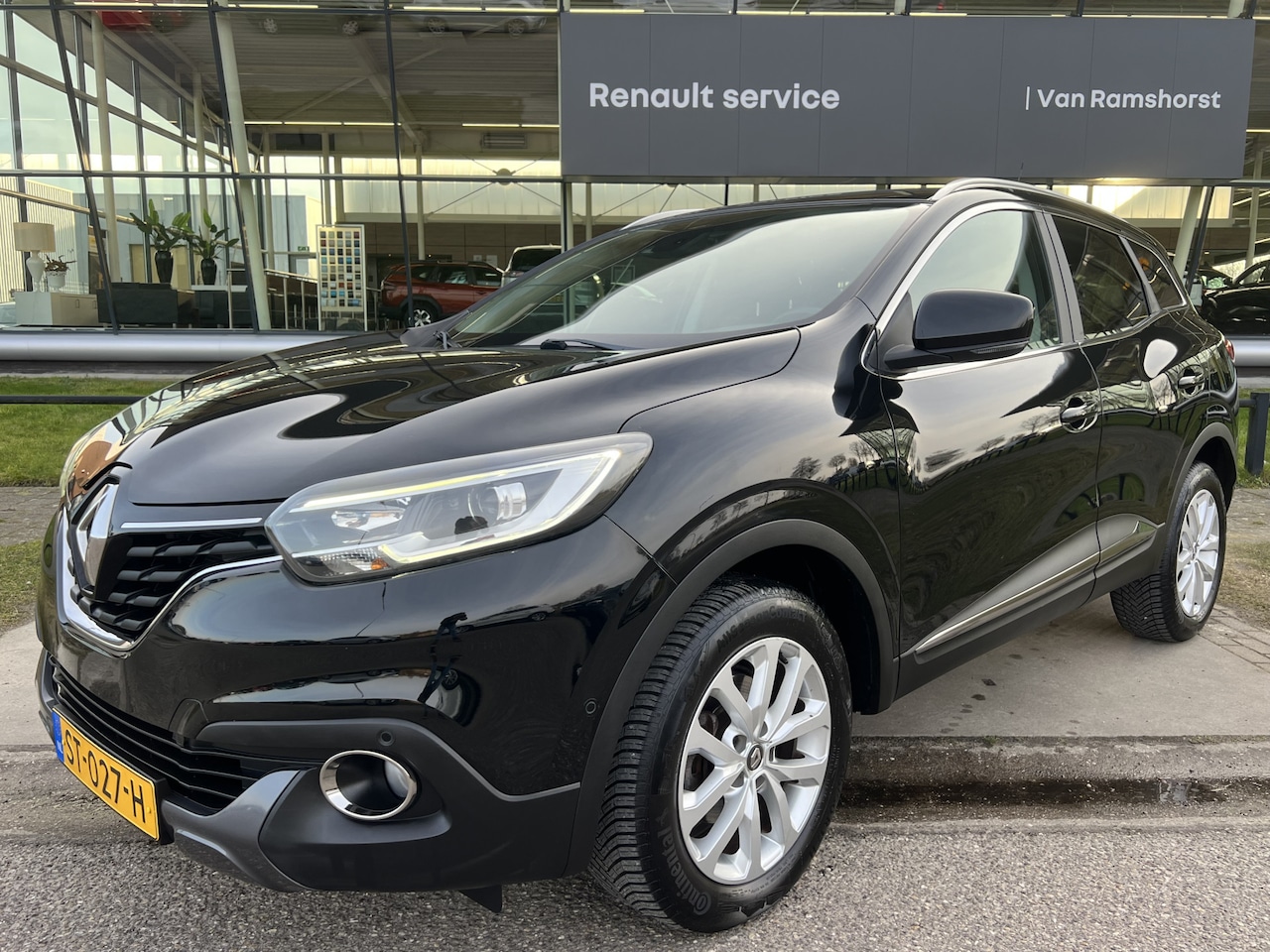 Renault Kadjar - 1.2 TCe Intens / Trekhaak / Keyless / Cruise / Climate / Camera / Applecarplay - Androidau - AutoWereld.nl