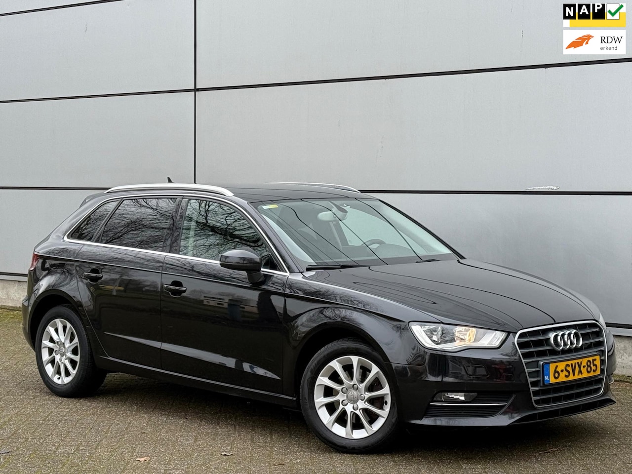 Audi A3 Sportback - 1.4 TFSI Attraction Automaat |Navi |Airco |Start/Stop |Stuurbed |Cruise |Boekjes - AutoWereld.nl
