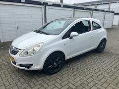Opel Corsa - 1.4-16V Enjoy Koppeling vv, fietsendrager origineel