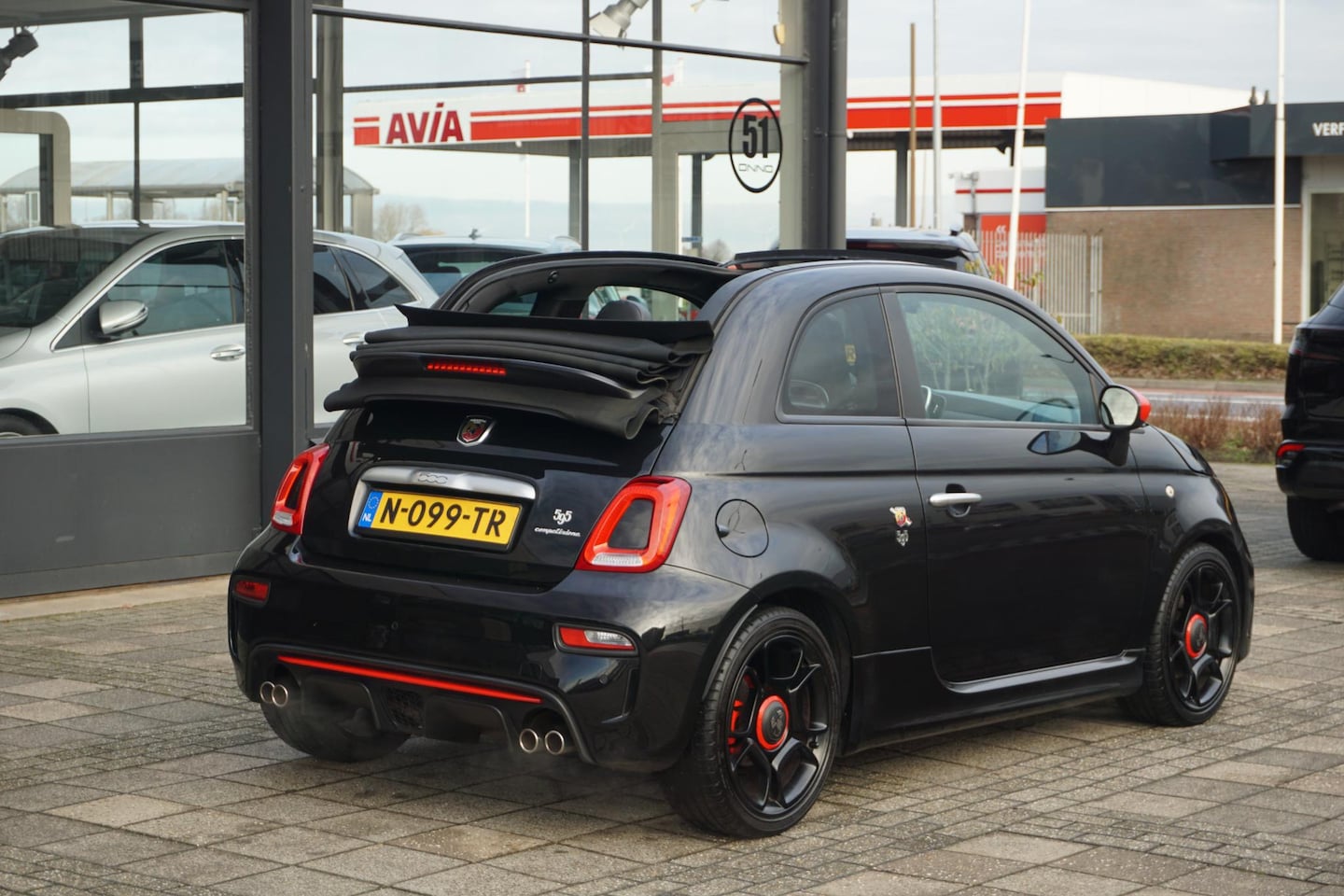 Fiat 500 Abarth - 1.4 T-Jet Turismo | Carplay | Facelift - AutoWereld.nl