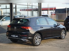 Volkswagen Golf - 1.4 eHybrid Style Business | IQ | ACC | elekt stoel