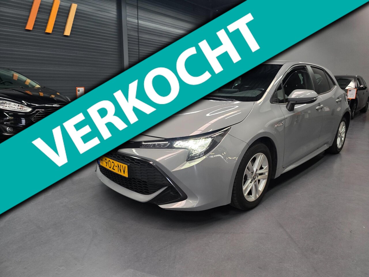 Toyota Corolla - 1.8 Hybrid Active LED CAMEREA LANE ACC NAP NL AUTO - AutoWereld.nl