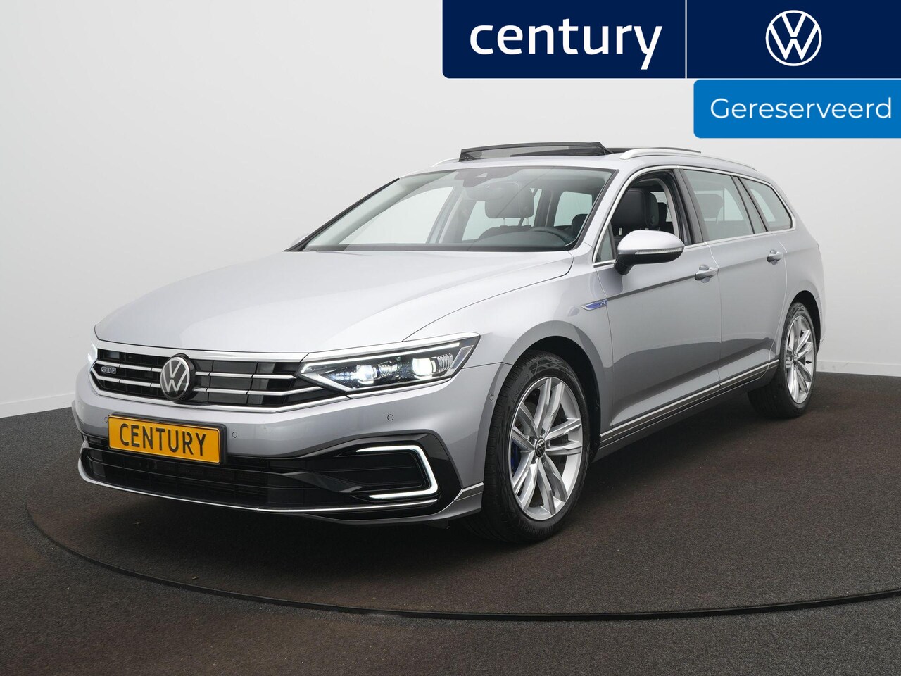 Volkswagen Passat Variant - 1.4 TSI PHEV GTE Business Panoramaschuif-kanteldak - Camera - ACC - Side Assist - Stoelver - AutoWereld.nl