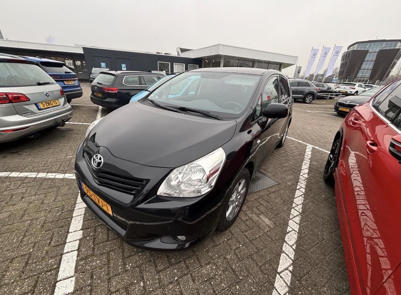 Toyota Verso - 1.6 VVT-i Business 1.6 VVT-i Business - AutoWereld.nl