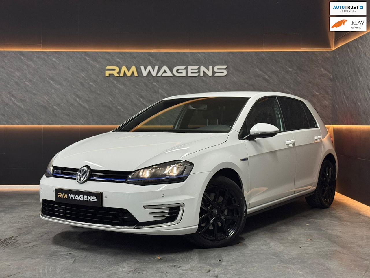 Volkswagen Golf - 1.4 TSI GTE|CRUISE|NAVI|CLIMATE|SFEERV - AutoWereld.nl