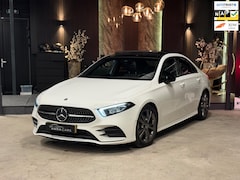 Mercedes-Benz A-klasse - 200 Limousine Night Edition|AMG|PANO|SFEER|CAM