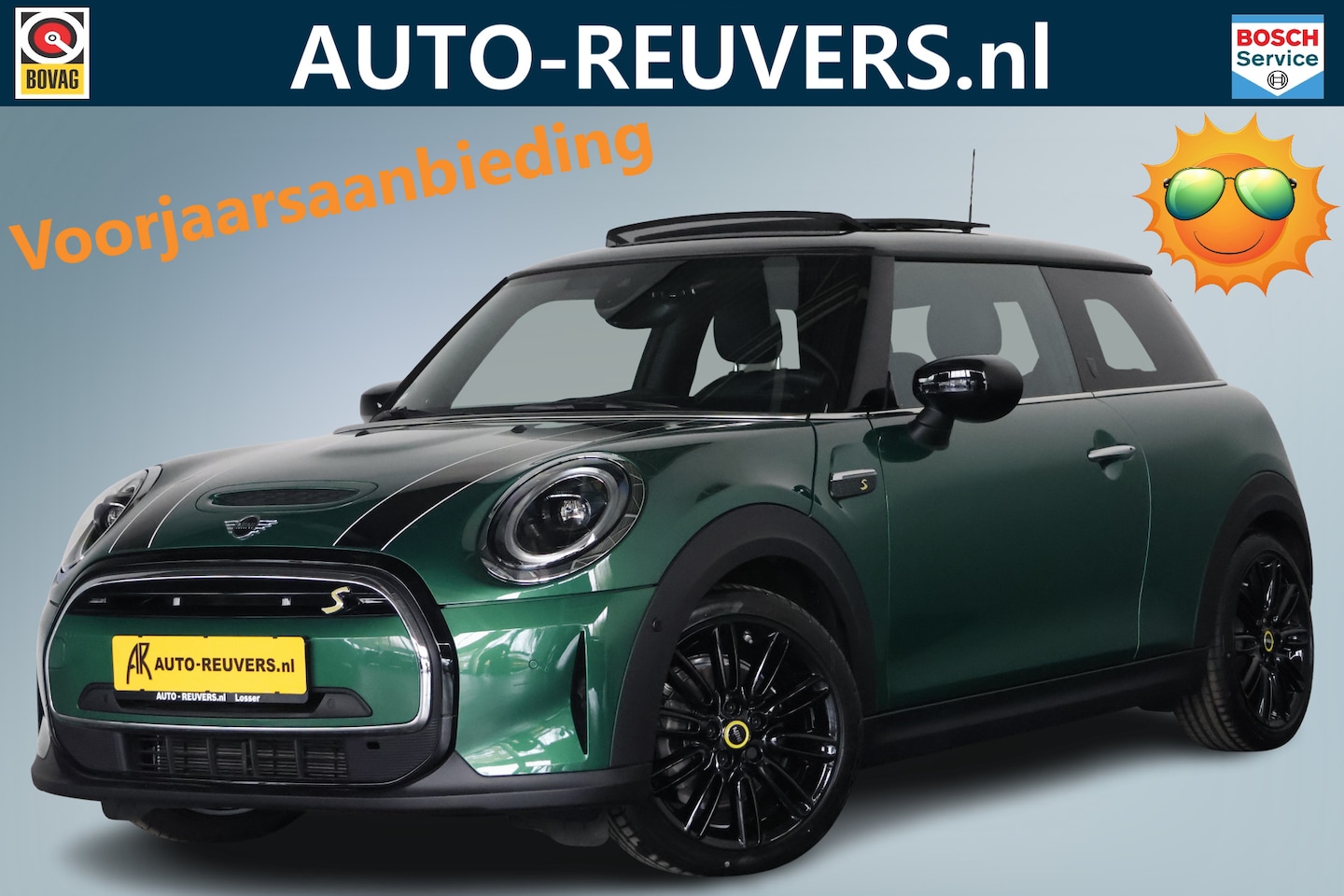 MINI Mini-Electric - Cooper Yours 33 kWh Panorama / Opendak / Leder / HarmanKardon / HUD / CarPlay - AutoWereld.nl
