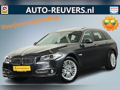 BMW 5-serie Touring - 520i Luxury Edition / Panorama / Leder / LED / Memory