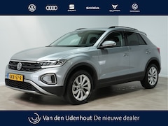 Volkswagen T-Roc - 1.5 TSI 150pk DSG Life Edition Carplay/Android Camera keyless Acc Lm Velgen 122