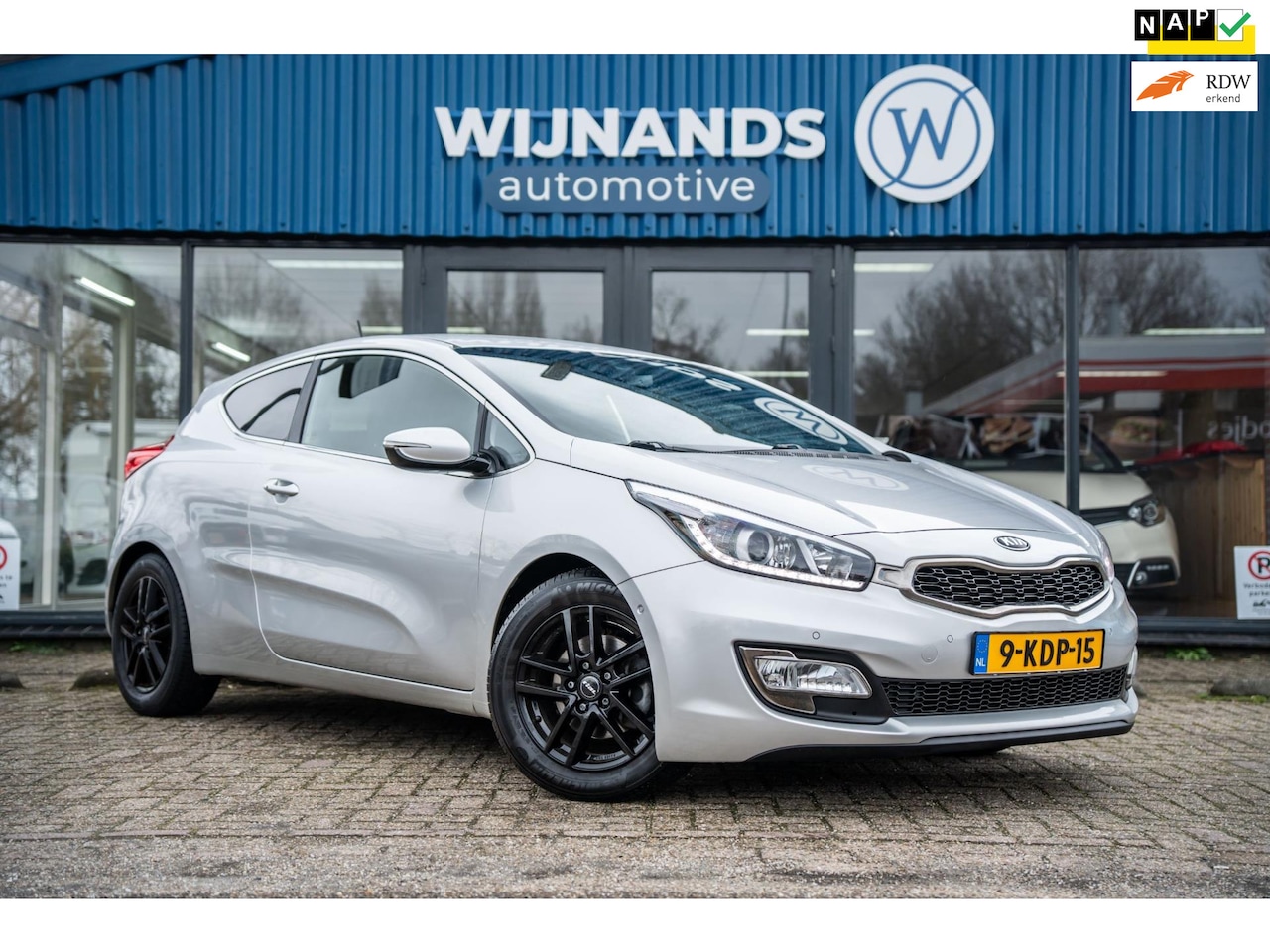 Kia Pro cee'd - 1.6 GDI Super Pack Trekhaak Stoelvw Camera APK - AutoWereld.nl