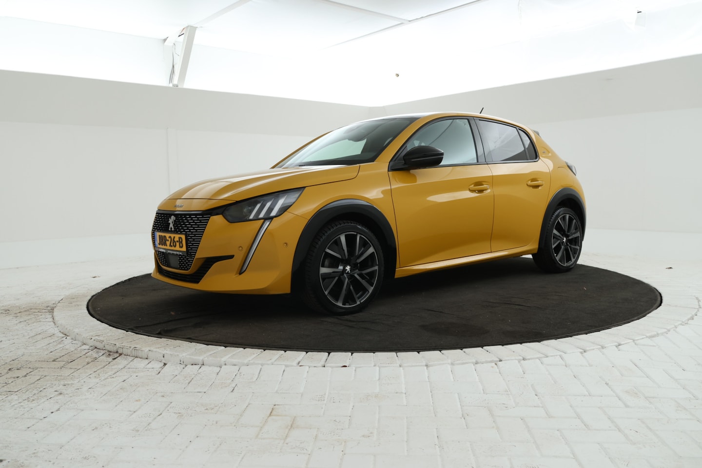 Peugeot 208 - 1.2 PureTech GT Pack Digital dash, Panorama, GT line, Airco, - AutoWereld.nl