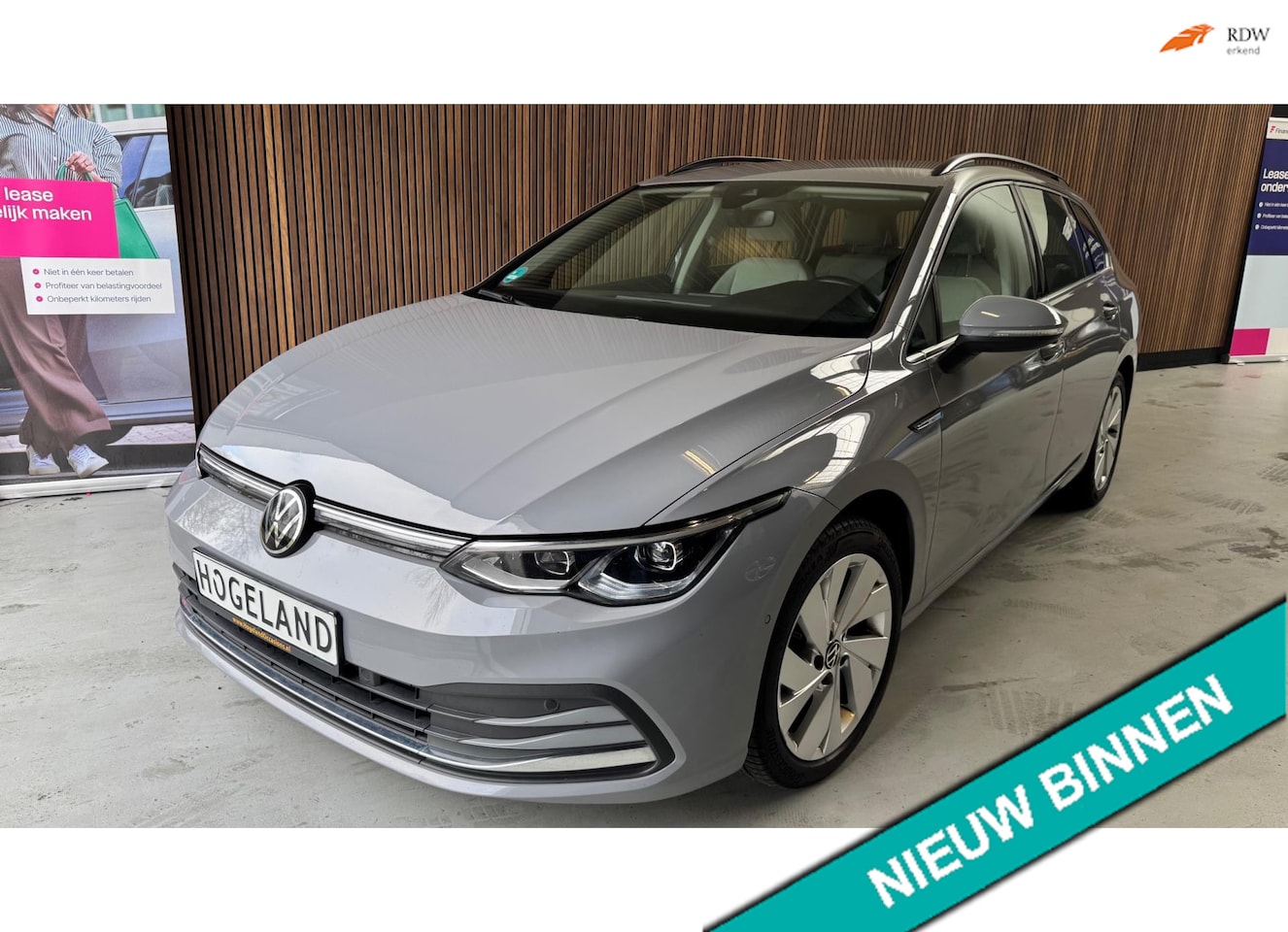 Volkswagen Golf Variant - 1.5 eTSI Style DSG Camera Led Carplay Trekhaak - AutoWereld.nl