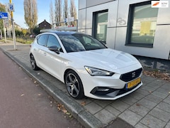 SEAT Leon - 1.5 eTSI FR Pano DSG Beats FR Virtual