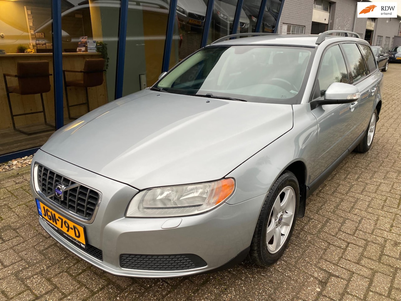 Volvo V70 - 2.5FT Kinetic 2.5FT Kinetic - AutoWereld.nl