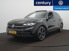 Volkswagen Touareg - 3.0 TSi eHybrid 4MOTION R 462Pk | Luchtvering | HUD | Panodak | 360 Camera