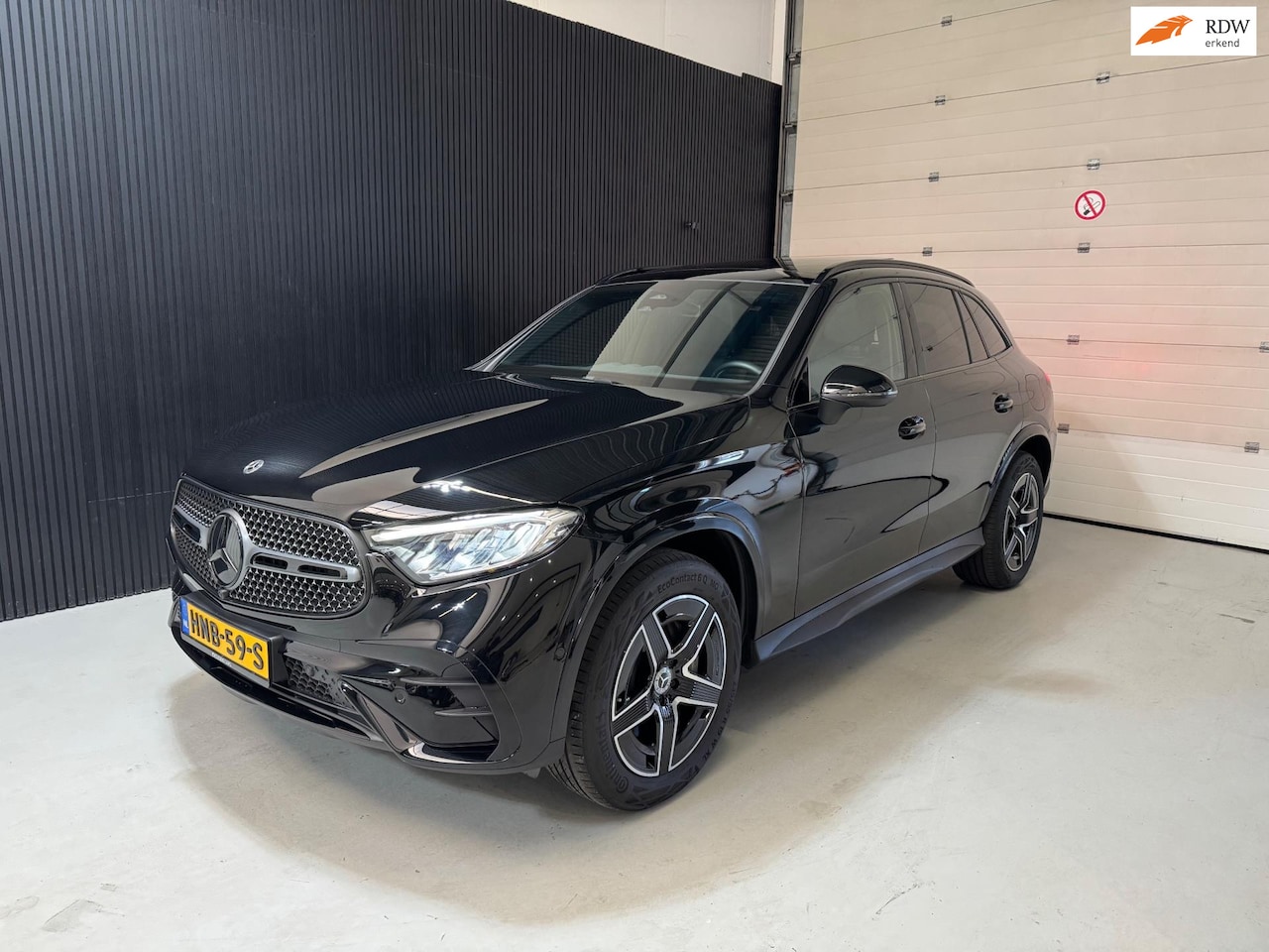 Mercedes-Benz GLC-klasse - 300e 4MATIC AMG Line - Pano - 360 - AutoWereld.nl