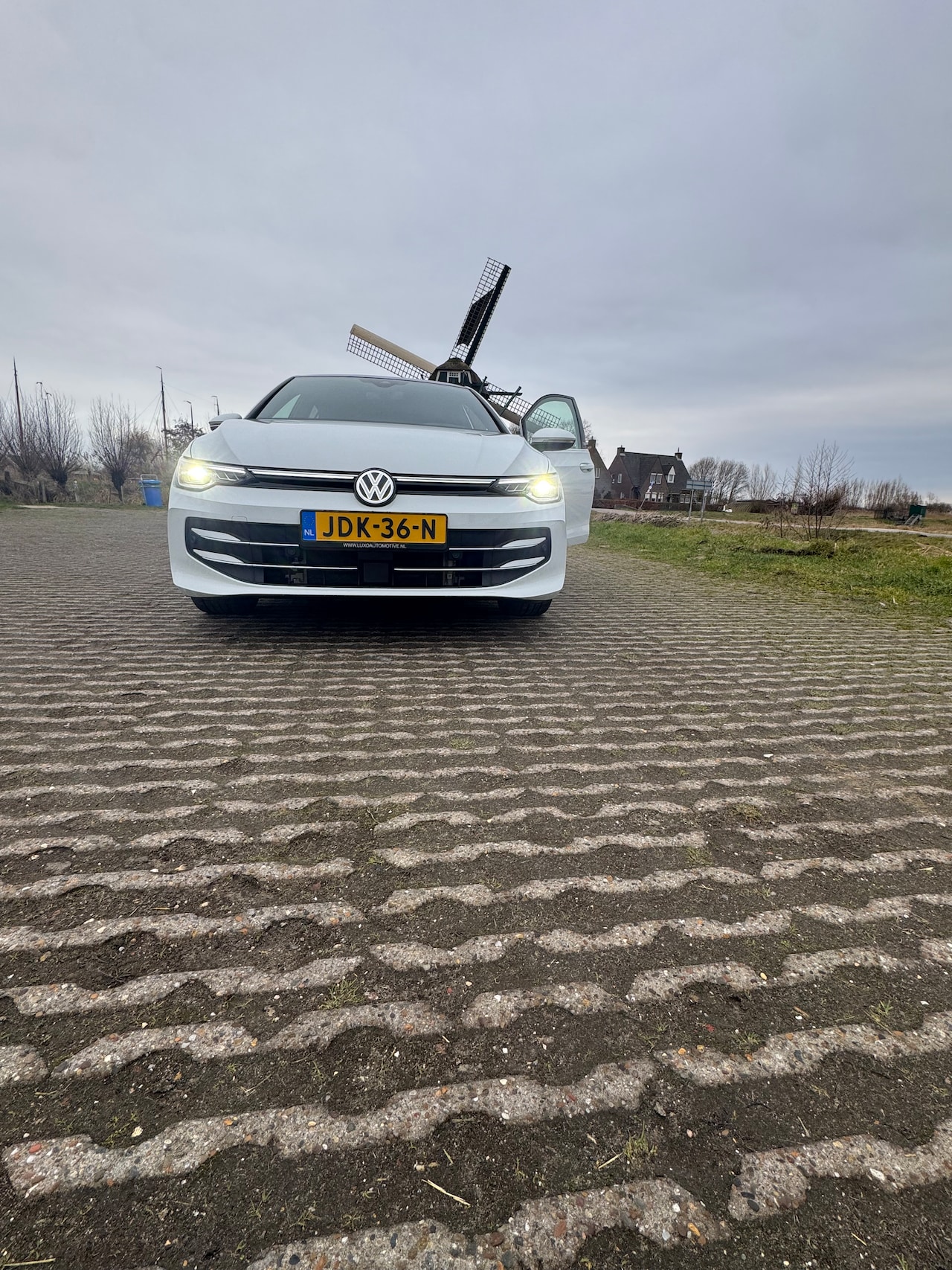Volkswagen Golf - 1.5 eHybrid 50 Edition - AutoWereld.nl