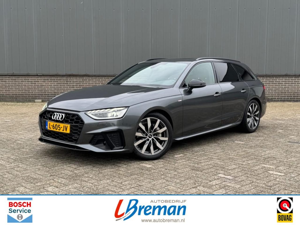Audi A4 - 40 TFSI QUATTRO S EDITION COMPETITION Panodak trekhaak - AutoWereld.nl