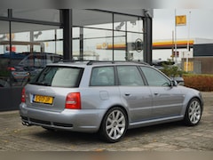 Audi RS4 - Avant 2.7 V6 quattro