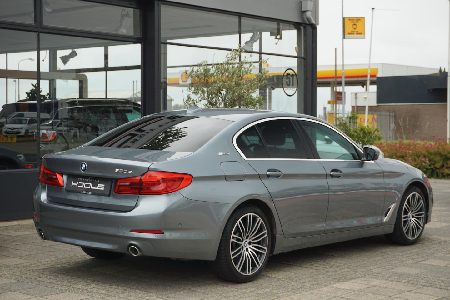 BMW 5-serie - 530e Executive | Leer | Dealer onderhouden - AutoWereld.nl
