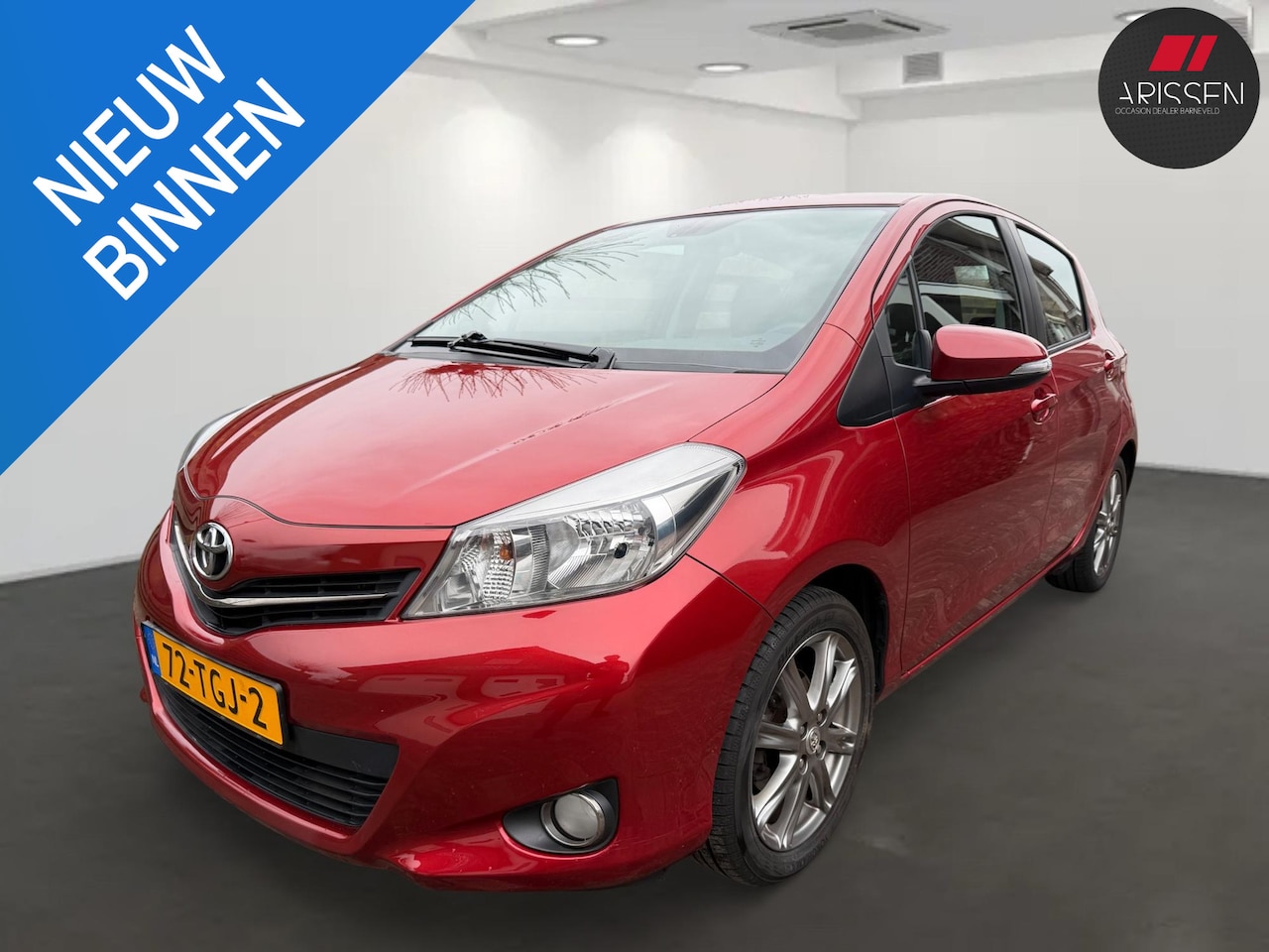 Toyota Yaris - 1.3 VVT-i Dynamic Cruis/Navi/Camera - AutoWereld.nl