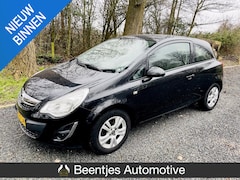 Opel Corsa - 1.2-16V Design Edition Automaat | Cruise control | Stoel- en stuurverwarming | Parkeersens