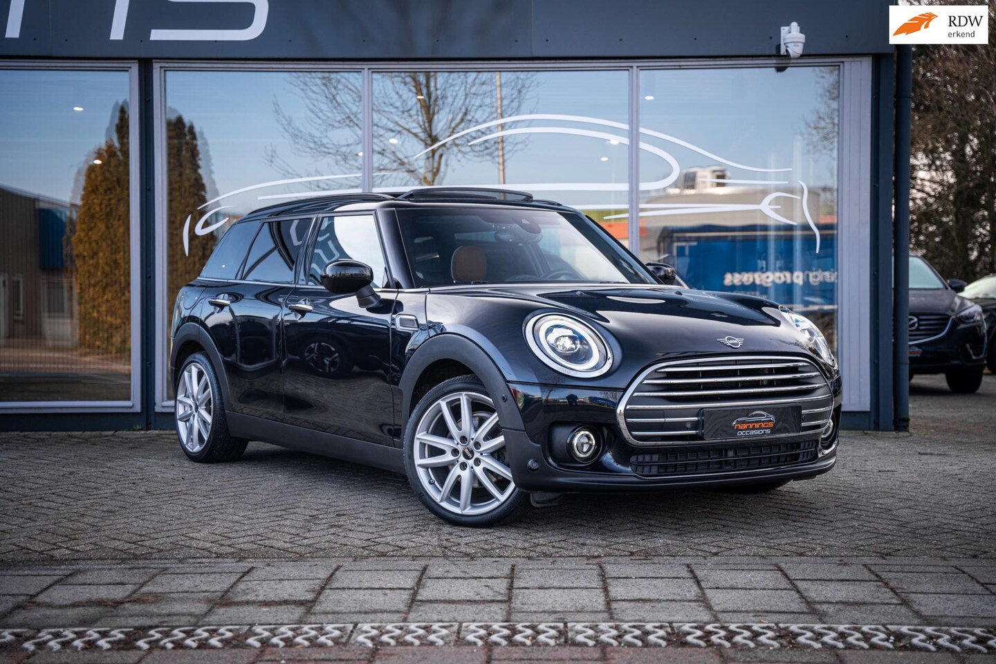 MINI Clubman - Mini 1.5 Cooper Richmond Park|Carplay|Leder|Schuif/kantel|Harman Kardon|Camera|Led|Elec st - AutoWereld.nl