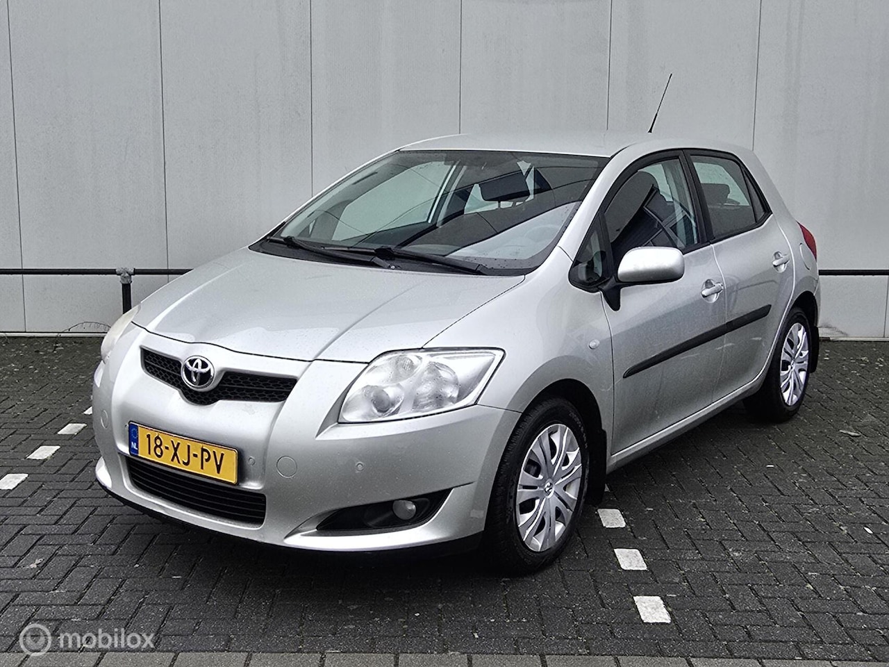 Toyota Auris - 1.6-16V Sol 157DKM! Nieuwe apk! Automaat! - AutoWereld.nl