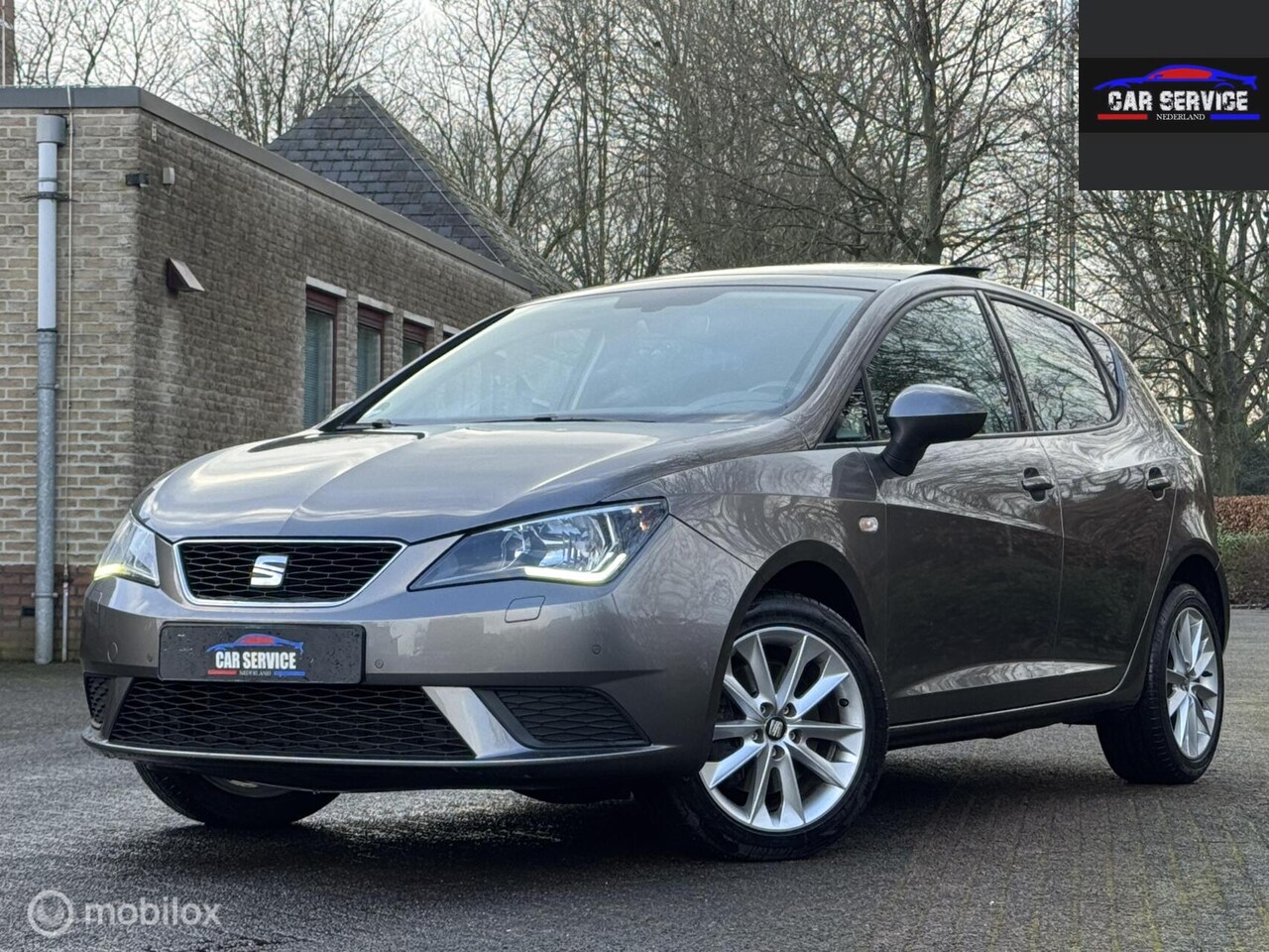 SEAT Ibiza - 1.0 EcoTSI 110PK 6Bak /NAVI/PANO/LMV/STLVW/CARPLAY - AutoWereld.nl