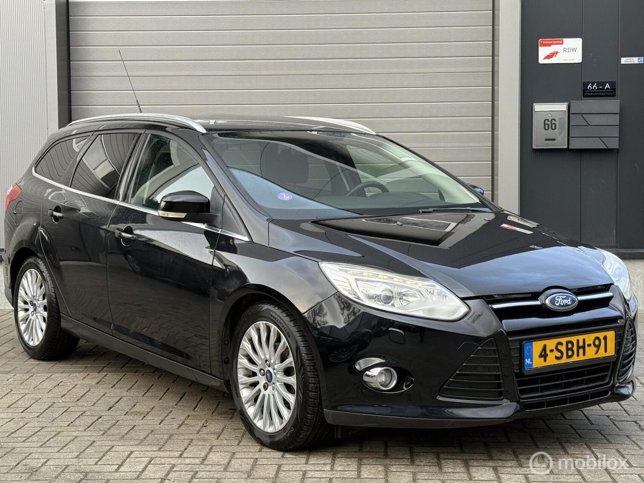 Ford Focus Wagon - 1.0 EcoBoost Titanium 1.0 EcoBoost Titanium - AutoWereld.nl