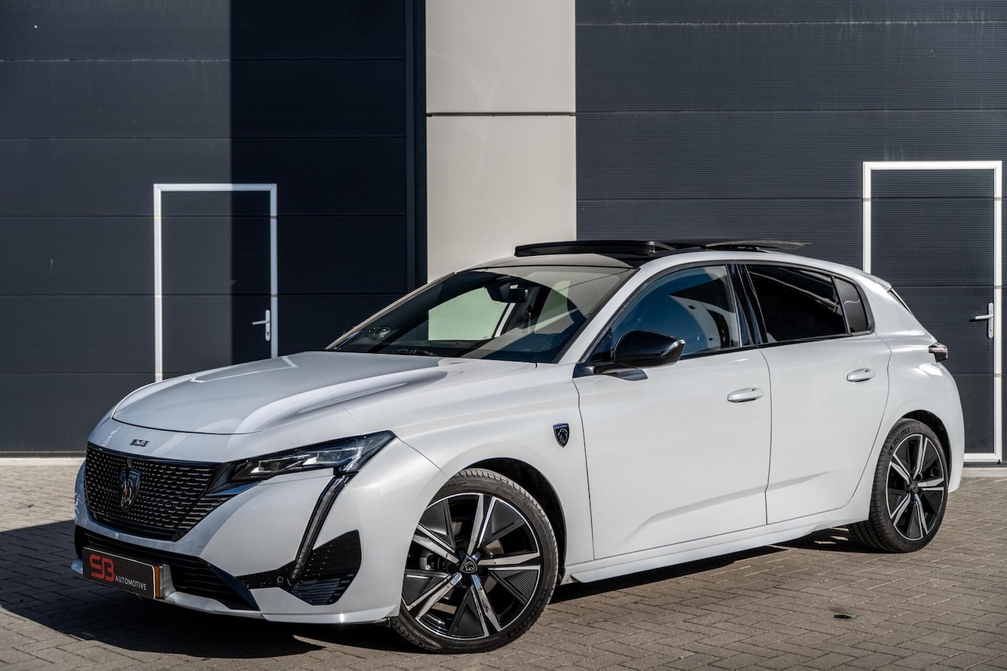 Peugeot 308 - 1.2 PureTech GT Sfeer|Adapt Cruise|Pano|BOMVOL! - AutoWereld.nl