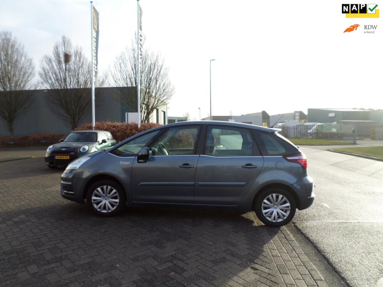 Citroën C4 Picasso - 1.6 THP Tendance EGS - AutoWereld.nl