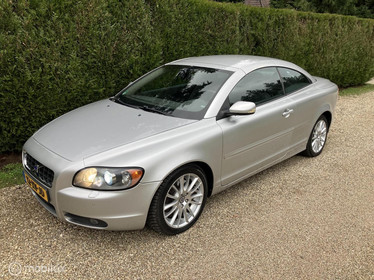 Volvo C70 Convertible - 2.4 D5 Momentum 2.4 D5 Momentum - AutoWereld.nl