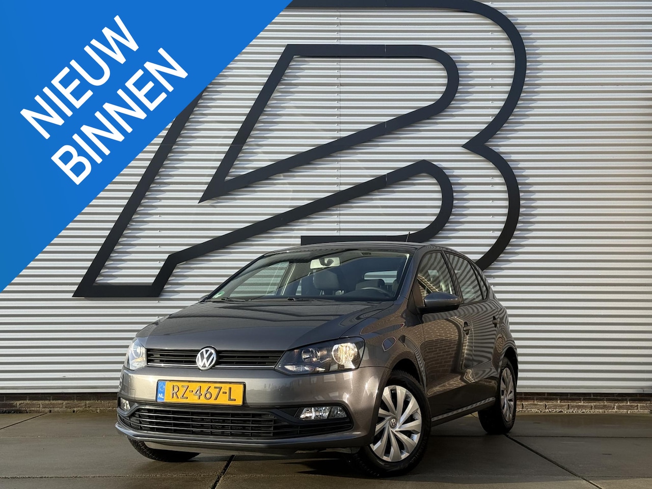 Volkswagen Polo - 1.0 Comfortline 2e Eigenaar,Airco,Trekhaak,Elek ramen|APK tot 04-2026 - AutoWereld.nl