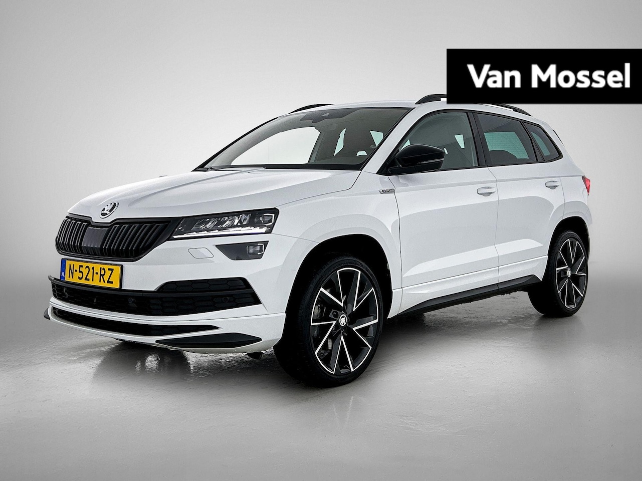 Skoda Karoq - 1.5 TSI ACT Sportline Business | CANTON | ELEK.ACHTERKLEP | ADAPTIEF CRUISECONTROL| APPLE - AutoWereld.nl